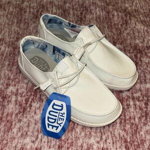 Hey Dude White Canvas Slip-On Loafers Women’s Size 8